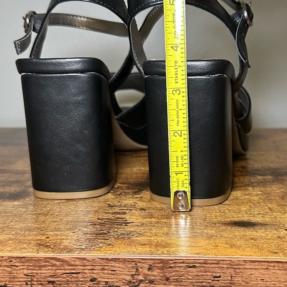 Worthington Black Strappy Heels - Picture 11 of 11